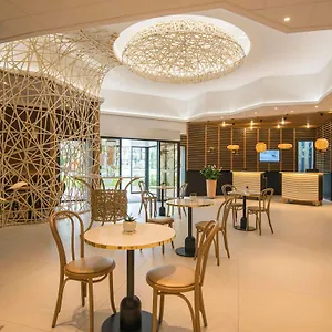 מלון Novotel Arenas Aeroport, ניס